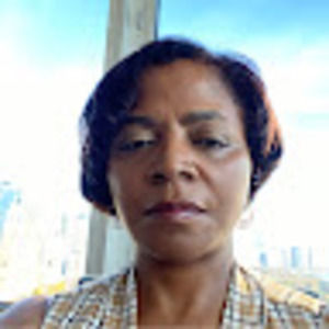 Meet your Posher, Yovette